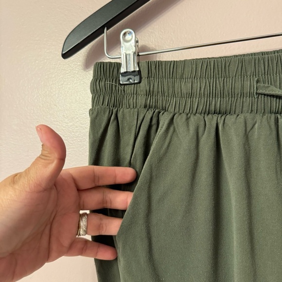 Torrid Relaxed Fit Jogger - Challis Olive Green Women Size 00 - Picture 7 of 8